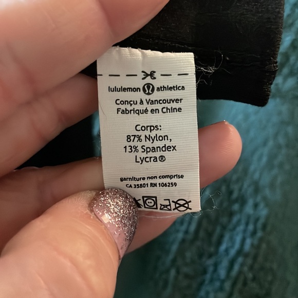 FREE with any purchase Lululemon Storage Armband - Picture 6 of 7